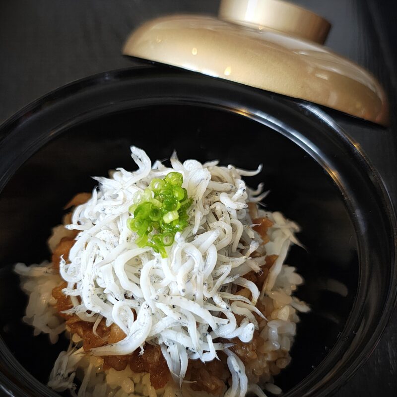 喜久屋の名物寝屋丼ミニ